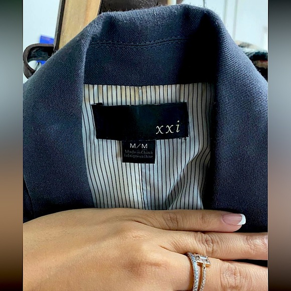 Women’s Grey Blazer - Picture 2 of 4